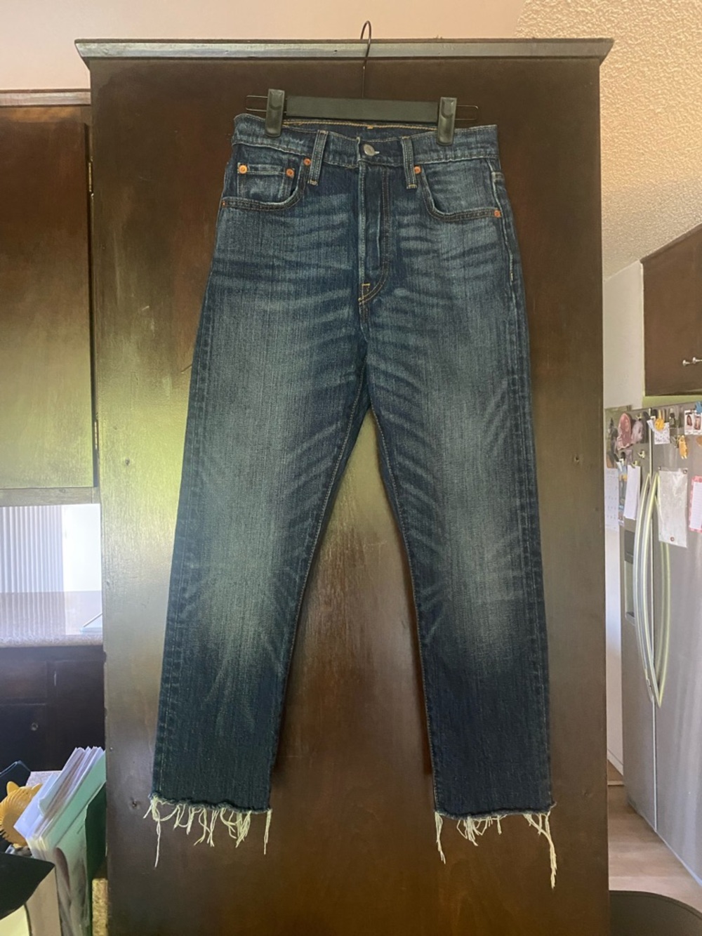 Levi's Women's Cropped Frayed-Hem Jeans in Dark Blue Wash
